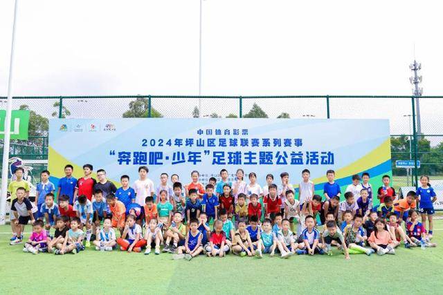 韦东奕的转型引发热议，天才形象受到质疑
